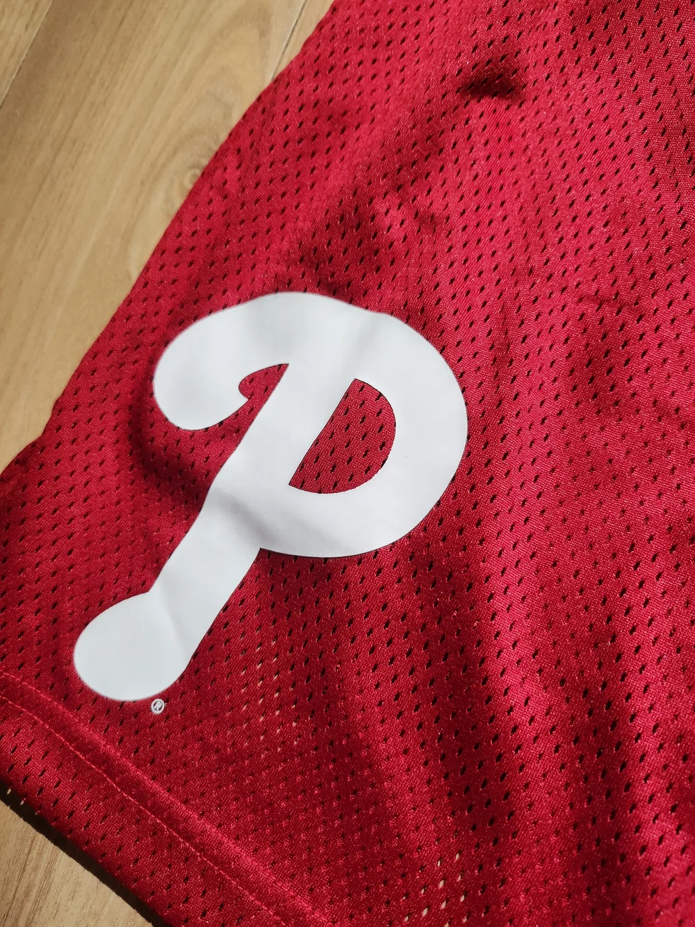 New Era Men's Phillies Athletic Mesh Shorts / 2XL / NWT